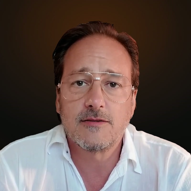 Oliver Desogus, Gründer von Odeso
